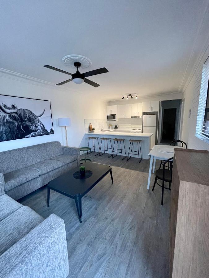 ארמידייל Estelle Kramer Motel מראה חיצוני תמונה