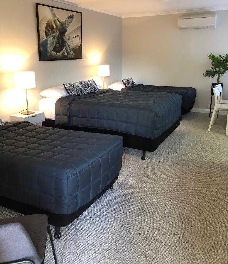 ארמידייל Estelle Kramer Motel מראה חיצוני תמונה